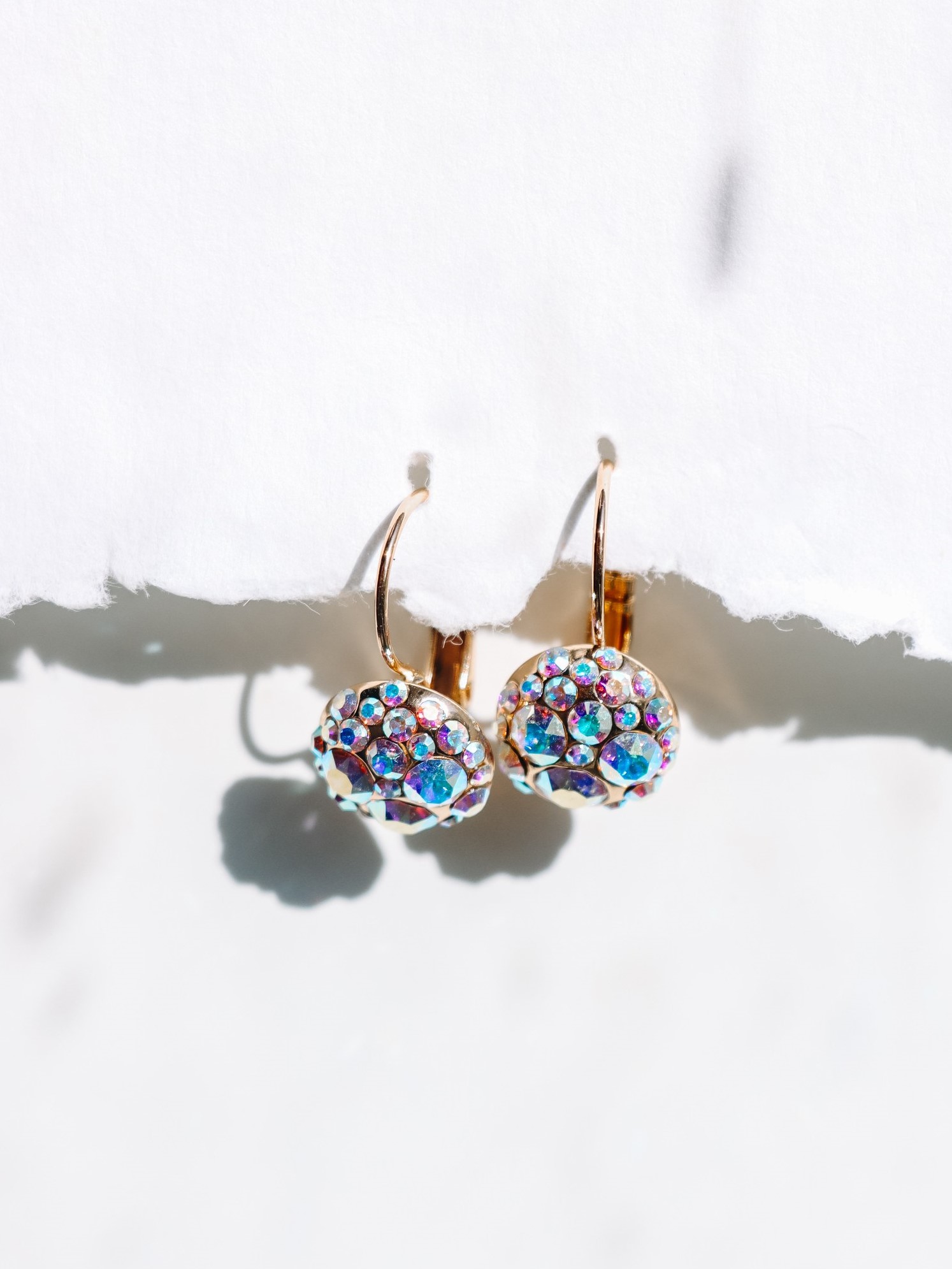 hameleona krāsas cirkonu auskari